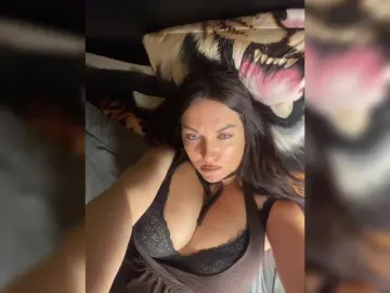 Vishenkakiss  live sex cam