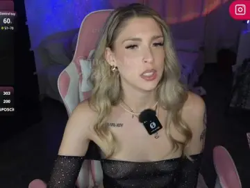 Queenxlexy  live sex cam