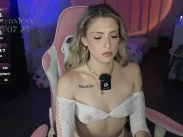 Queenxlexy  live sex cam