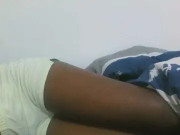Sexydiva2  live sex cam
