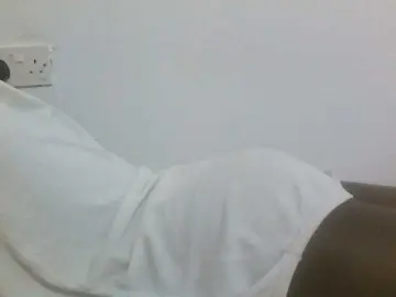 Sexydiva2  live sex cam