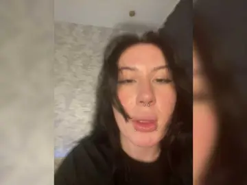 Blonde-mur  live sex cam