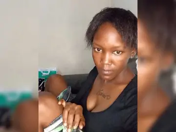 Brigit-9  live sex cam