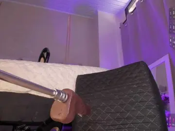 Heicel-  live sex cam