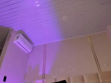 Heicel-  live sex cam