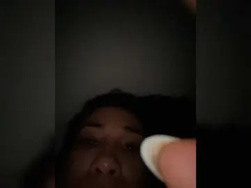 Kytsune  live sex cam