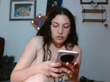 Ratienterciopelo  live sex cam