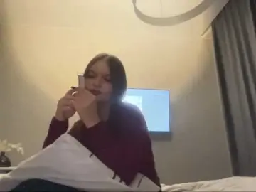 AngleSixsmith  live sex cam
