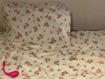 JosephinaYeaton  live sex cam