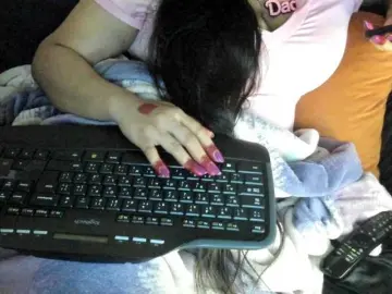 JulieJoe  live sex cam
