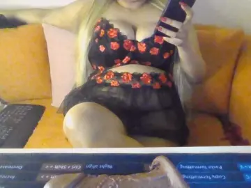 JulieJoe  live sex cam