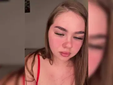 Kristy12  live sex cam
