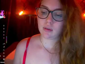 LuxSopphia  live sex cam