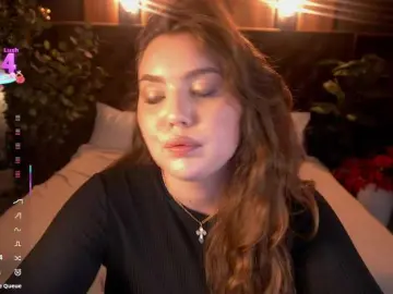 LuxSopphia  live sex cam
