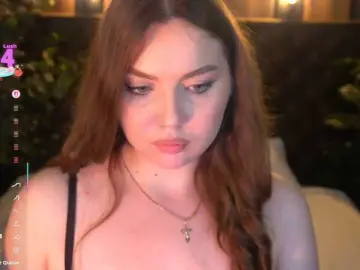 LuxSopphia  live sex cam
