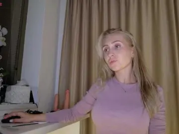 MalvinaMonroe  live sex cam