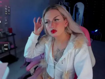 WhiteMinti  live sex cam