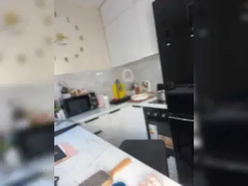 WhiteMinti  live sex cam