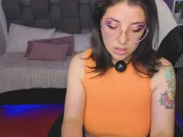 Phoenixx777  live sex cam