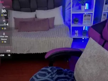 Phoenixx777  live sex cam