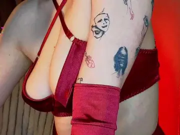 Sweetdreamss  live sex cam