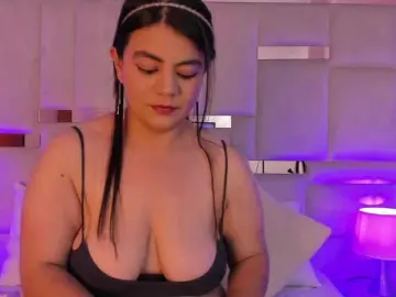 DayanaNaughty  live sex cam