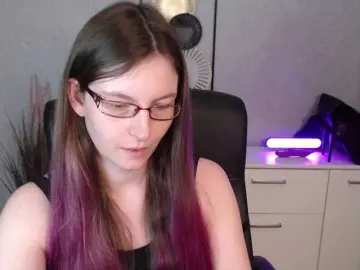 EmmaHeart  live sex cam