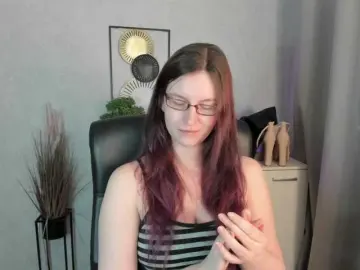 EmmaHeart  live sex cam