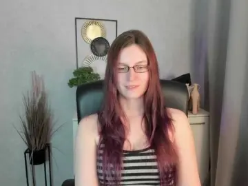 EmmaHeart  live sex cam