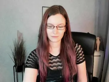 EmmaHeart  live sex cam