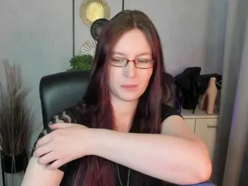 EmmaHeart  live sex cam