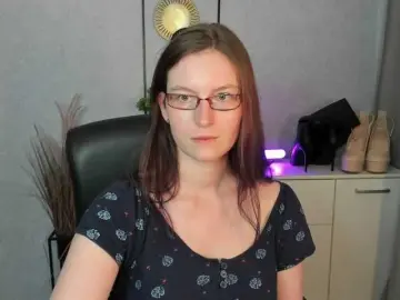 EmmaHeart  live sex cam