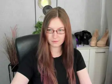 EmmaHeart  live sex cam