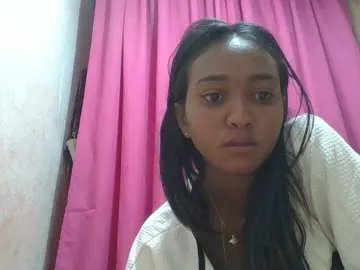 Lapinou22  live sex cam