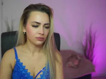 LegallyBlonde18  live sex cam