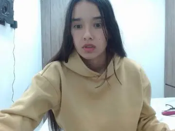 Moon--1  live sex cam