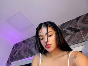 NaylaGrey  live sex cam
