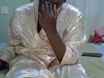 Sexxydivey1  live sex cam