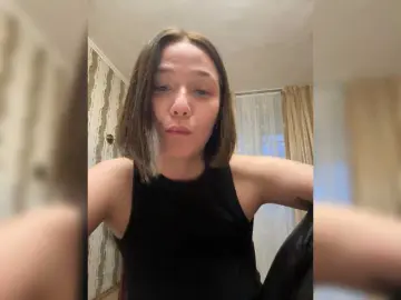 WhiteSoul  live sex cam