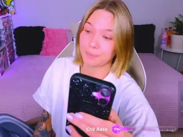 WhiteSoul  live sex cam