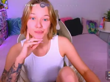 WhiteSoul  live sex cam