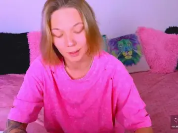 WhiteSoul  live sex cam
