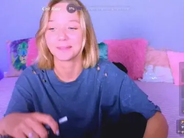 WhiteSoul  live sex cam