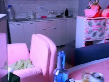 WhiteSoul  live sex cam