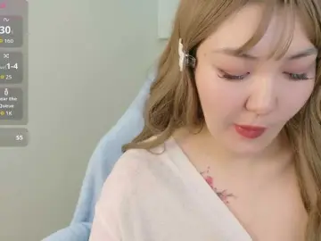 Sakuraclover  live sex cam