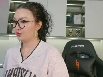 Sakuraclover  live sex cam