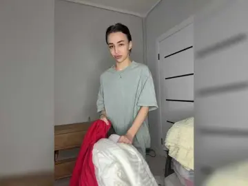 AdeleLaCroix  live sex cam