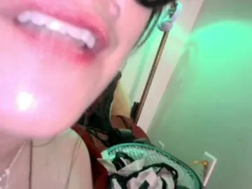 CharlieRose  live sex cam