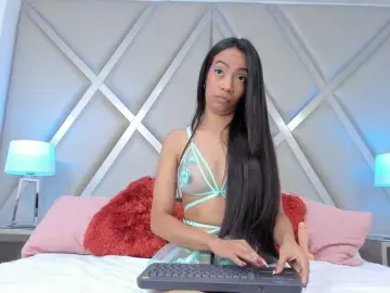 LenaThomson  live sex cam
