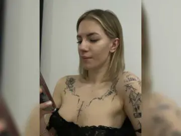 Millashaa  live sex cam